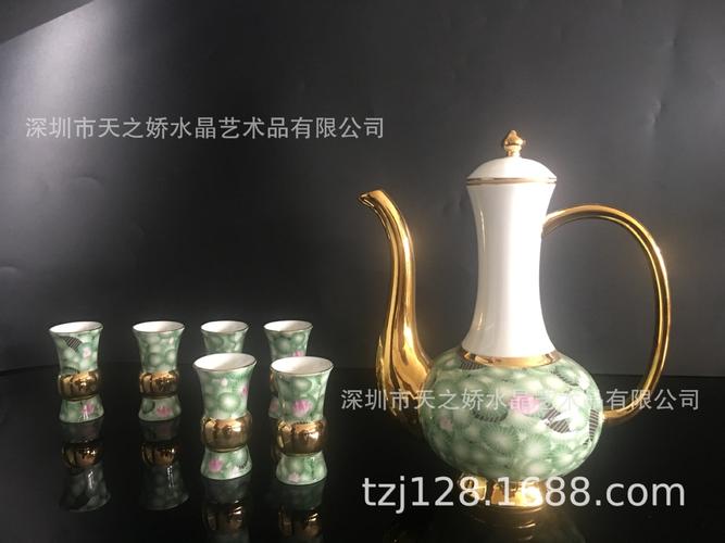 帝皇黄骨瓷白酒杯 高档荷花酒具6件套装，中式烈酒杯与酒类外包装零售方案